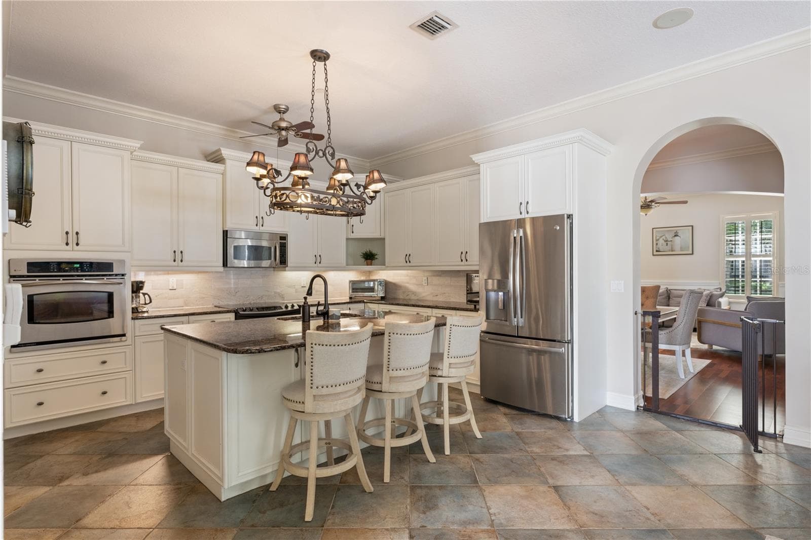 2293 OSPREY AVENUE — photo 13 of 45