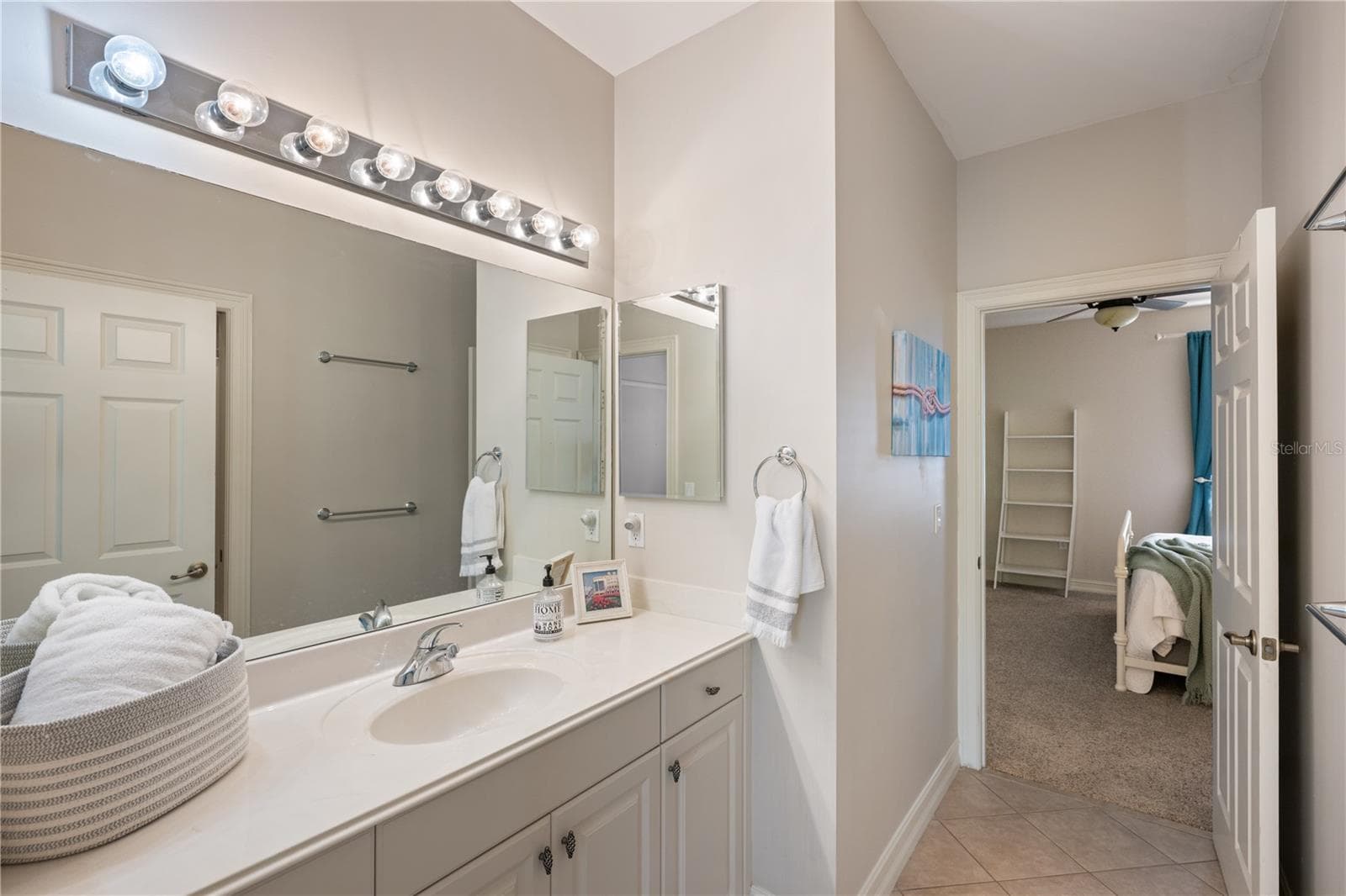 2293 OSPREY AVENUE — photo 27 of 45