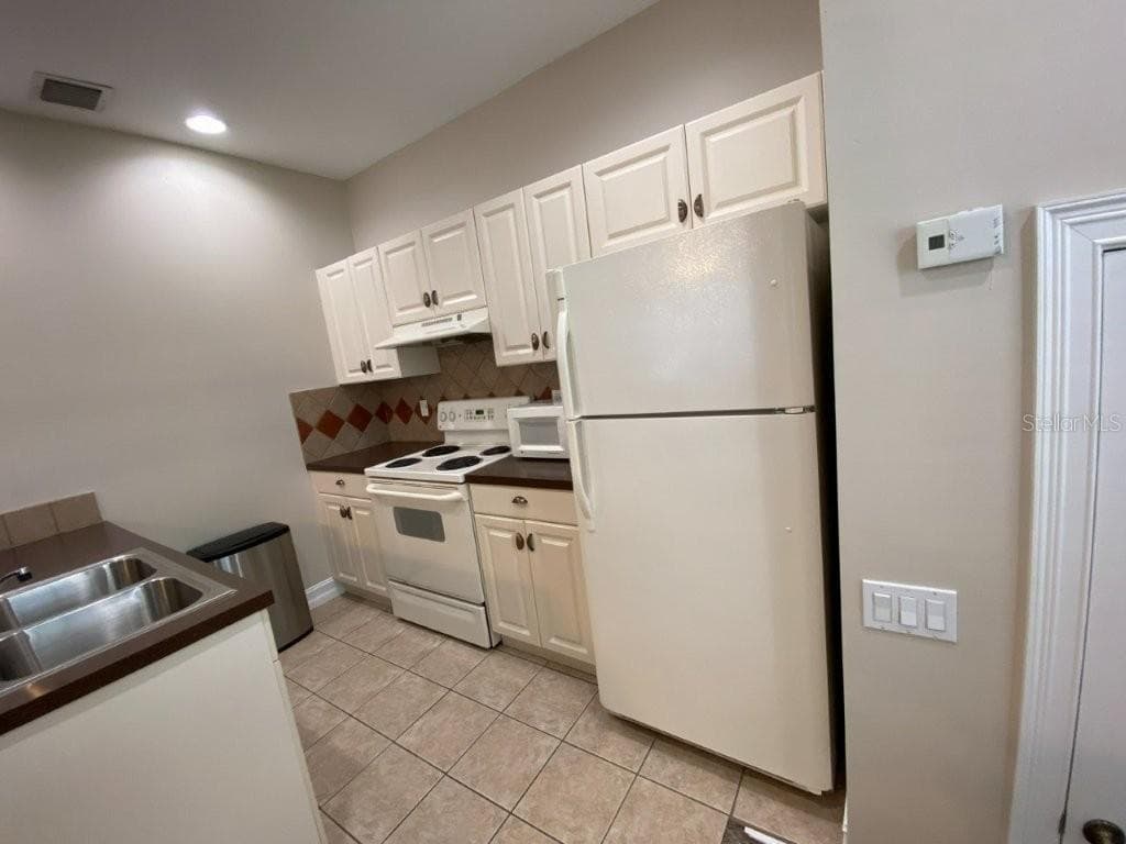 2293 OSPREY AVENUE — photo 44 of 45