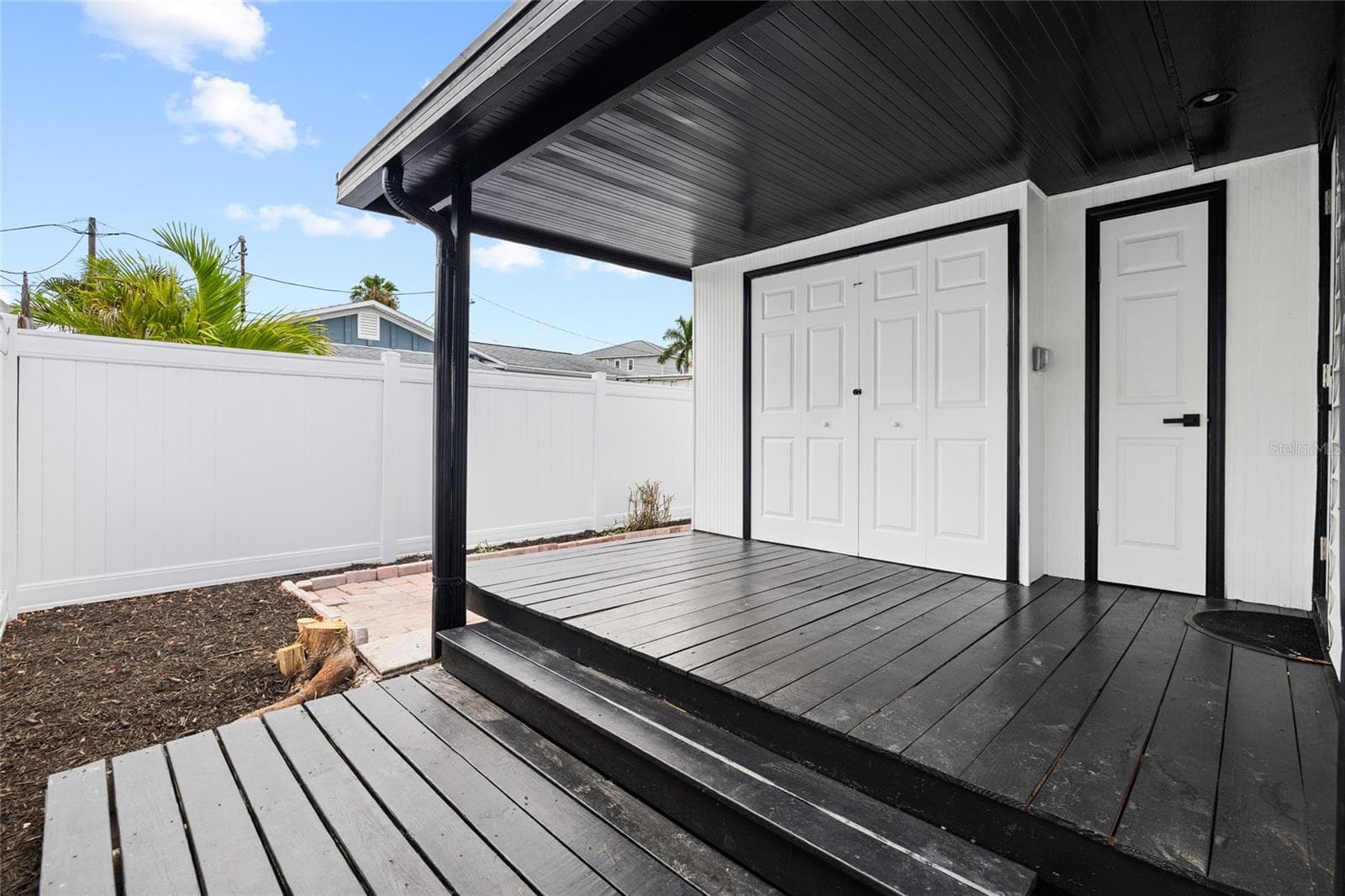 13707 PLYMOUTH STREET — photo 19 of 33