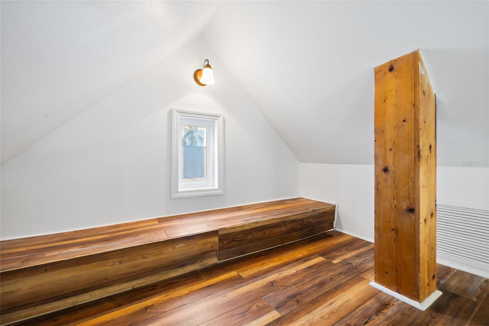 13707 PLYMOUTH STREET — photo 17 of 33