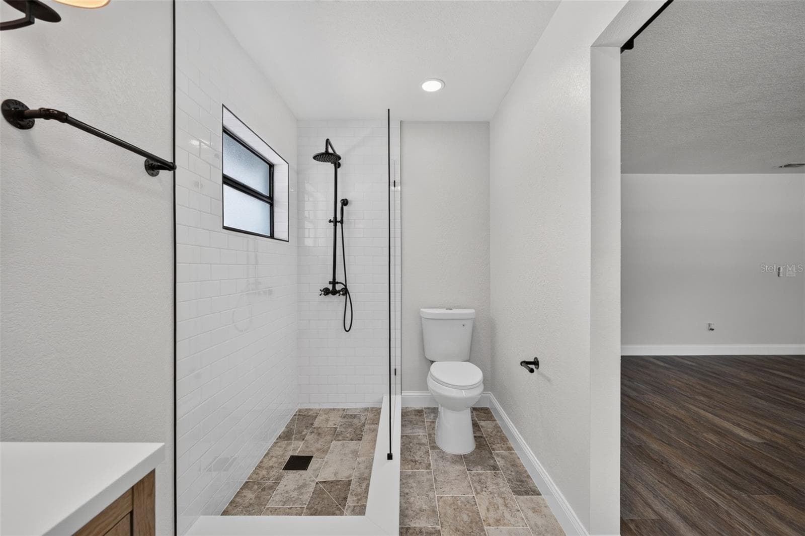 13007 SYDNEY ROAD — photo 16 of 38
