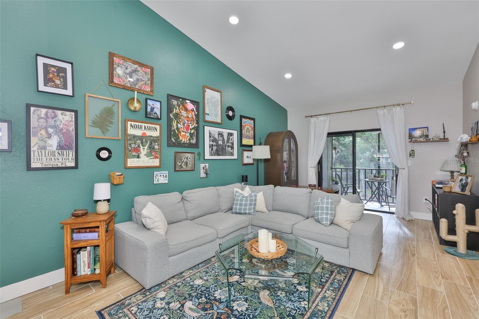 11800 PARK BOULEVARD — photo 8 of 36