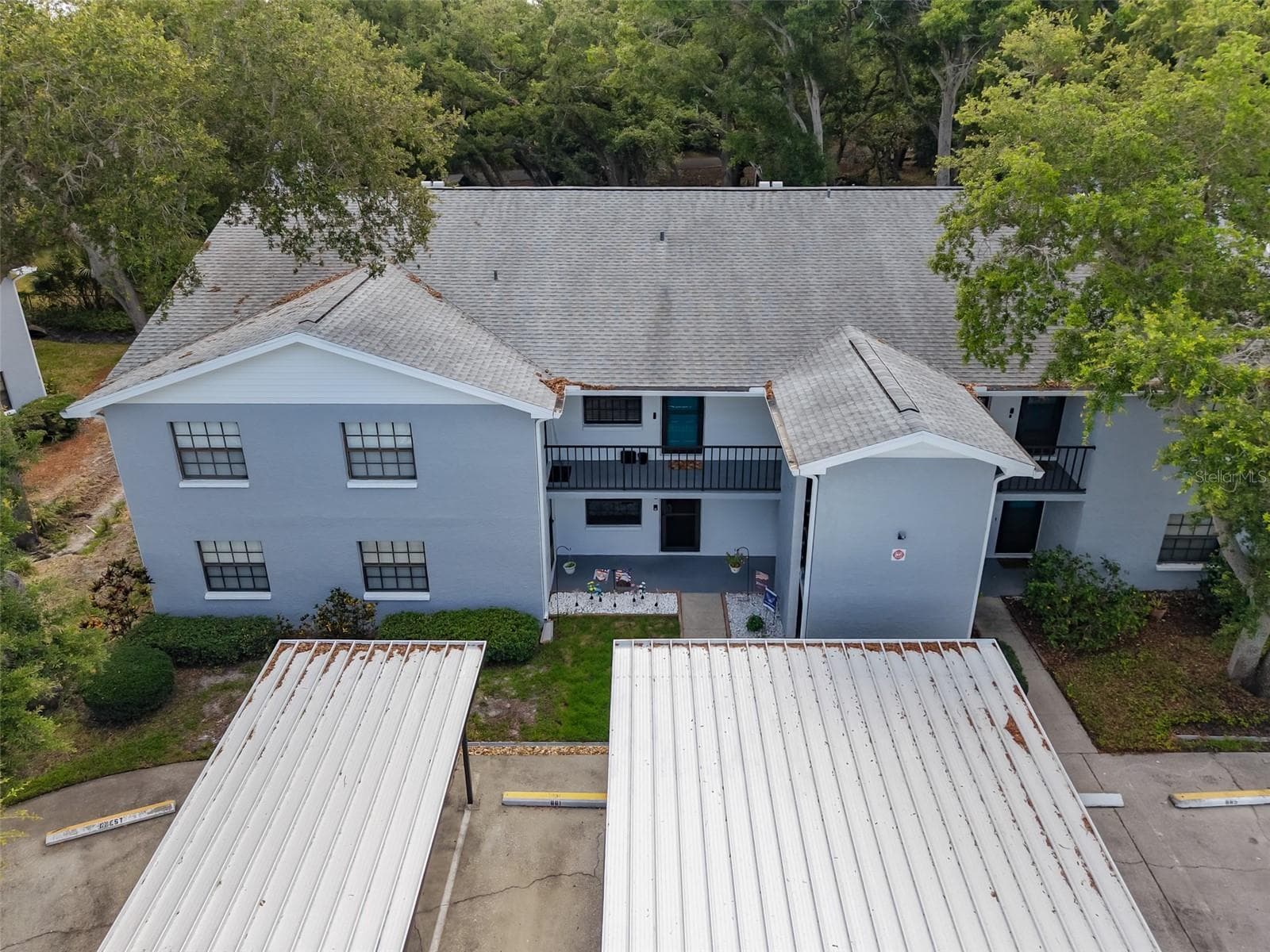 11800 PARK BOULEVARD — photo 1 of 36