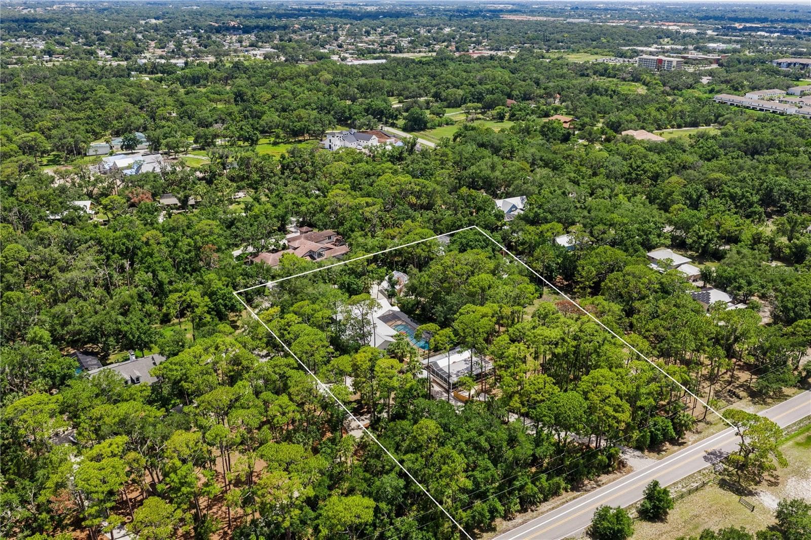 2810 SARASOTA GOLF CLUB BOULEVARD — photo 2 of 94