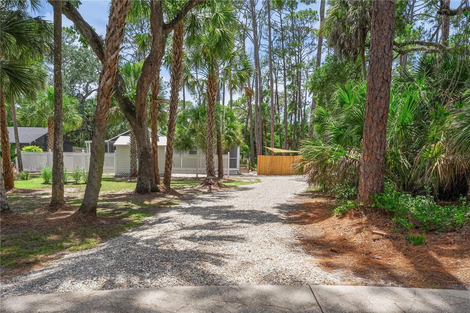 2810 SARASOTA GOLF CLUB BOULEVARD — photo 57 of 94