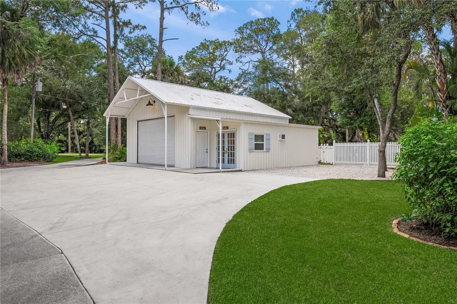 2810 SARASOTA GOLF CLUB BOULEVARD — photo 16 of 94