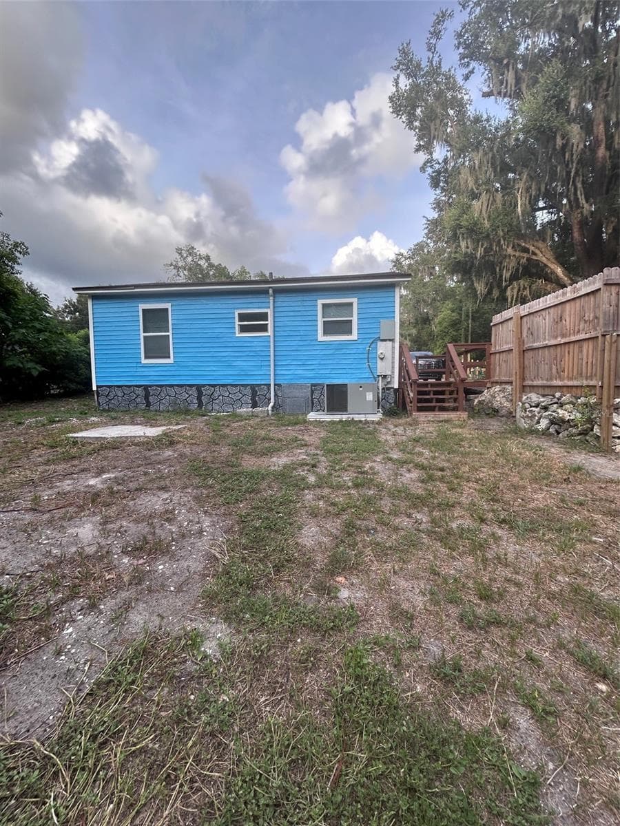 811 MERRIDALE AVENUE — photo 17 of 19