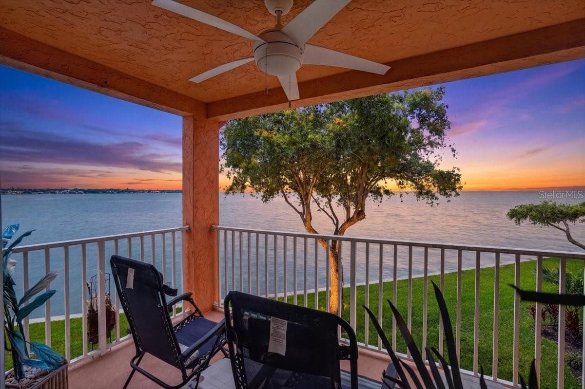 7400 SUNSHINE SKYWAY LANE — photo 42 of 51