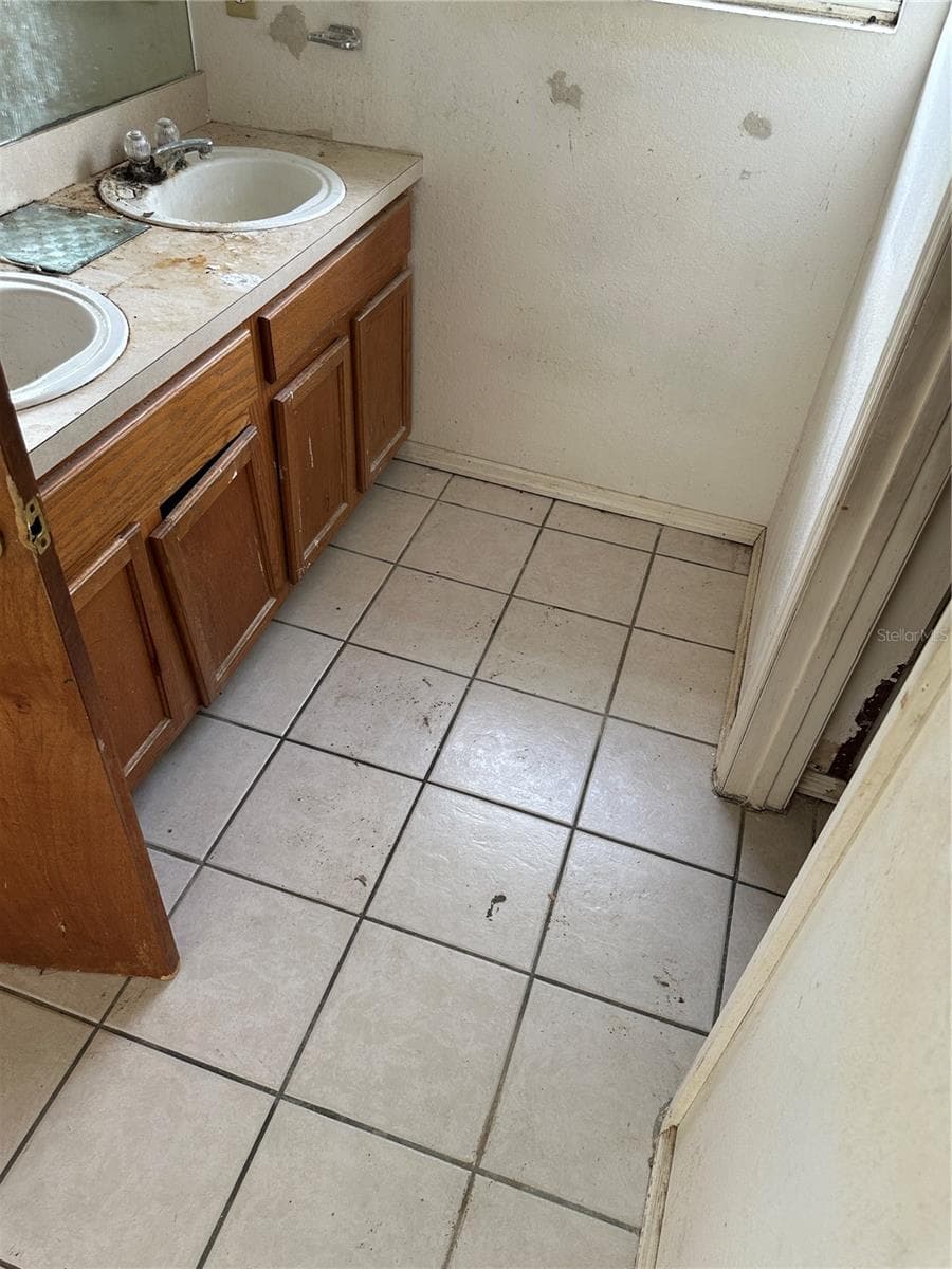 4850 80TH AVENUE — photo 19 of 29