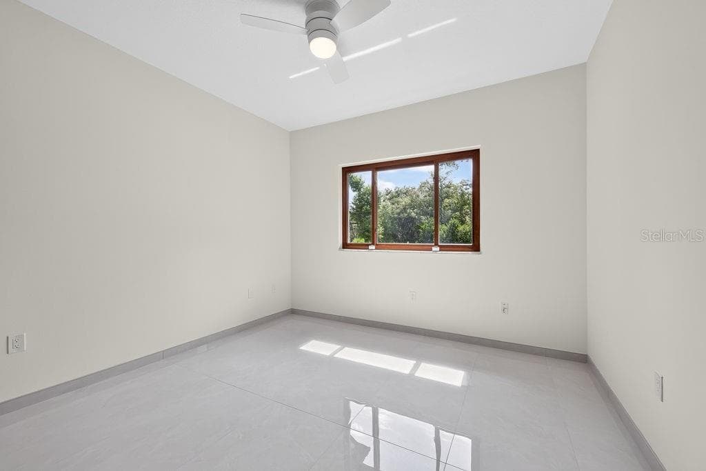 1007 LAKEWOOD DRIVE — photo 45 of 97