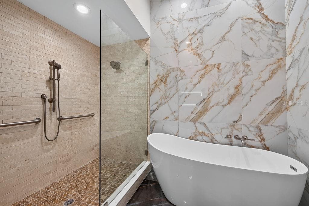 1007 LAKEWOOD DRIVE — photo 40 of 97
