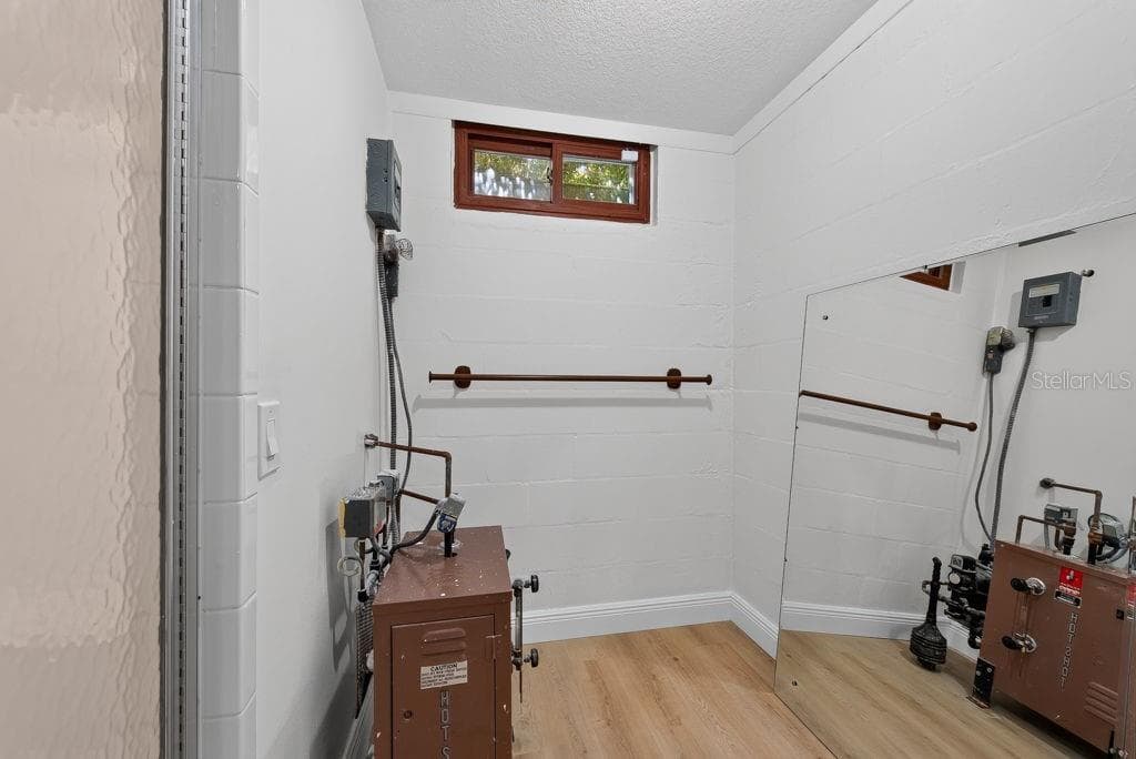 1007 LAKEWOOD DRIVE — photo 54 of 97