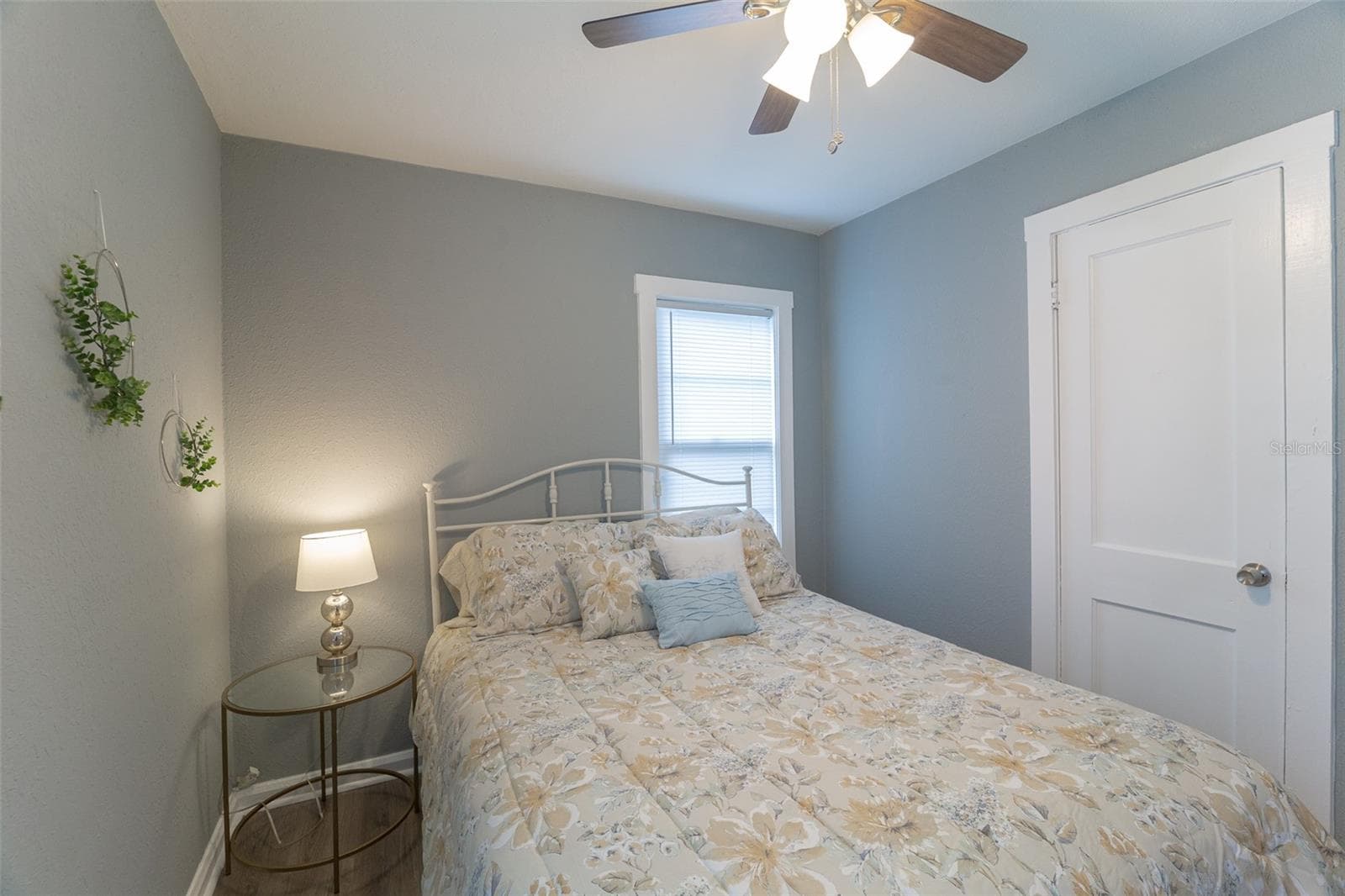 3909 DARWIN AVENUE — photo 17 of 24