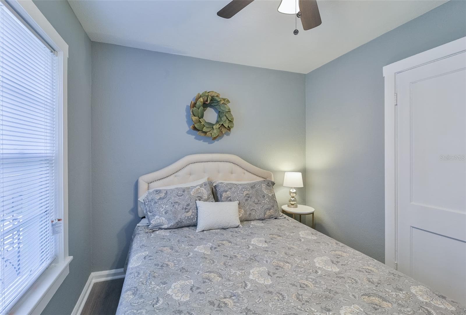 3909 DARWIN AVENUE — photo 15 of 24