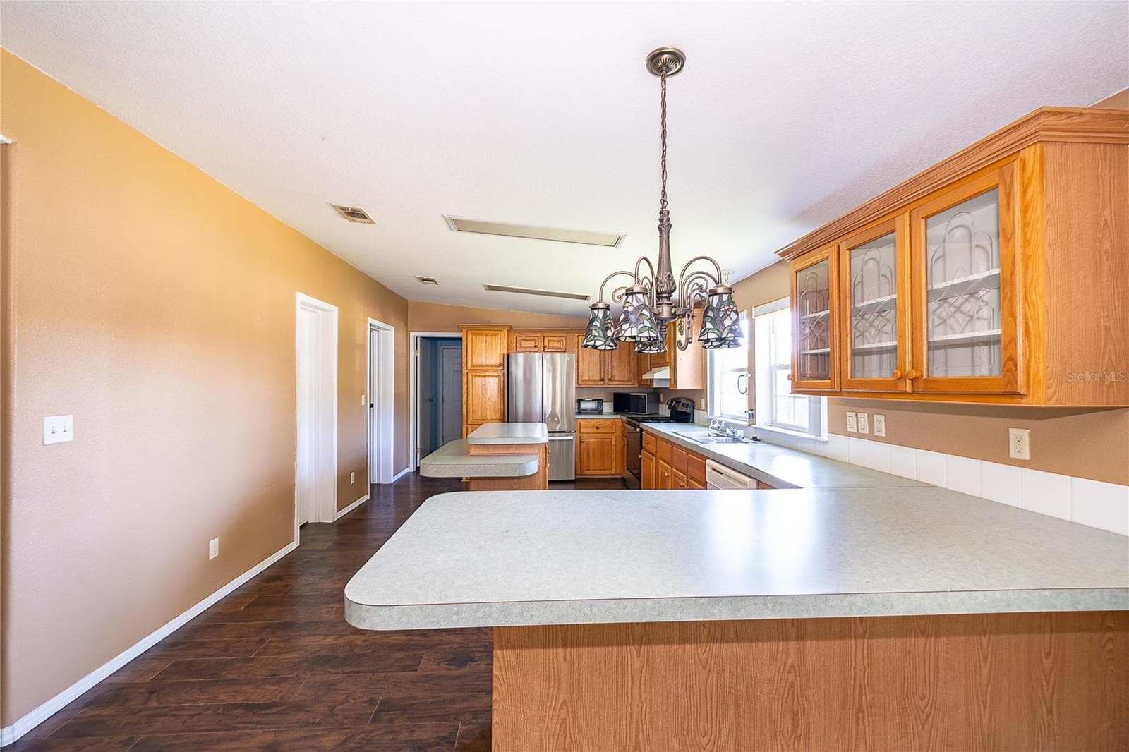 800 GEE CREEK COURT — photo 2 of 31