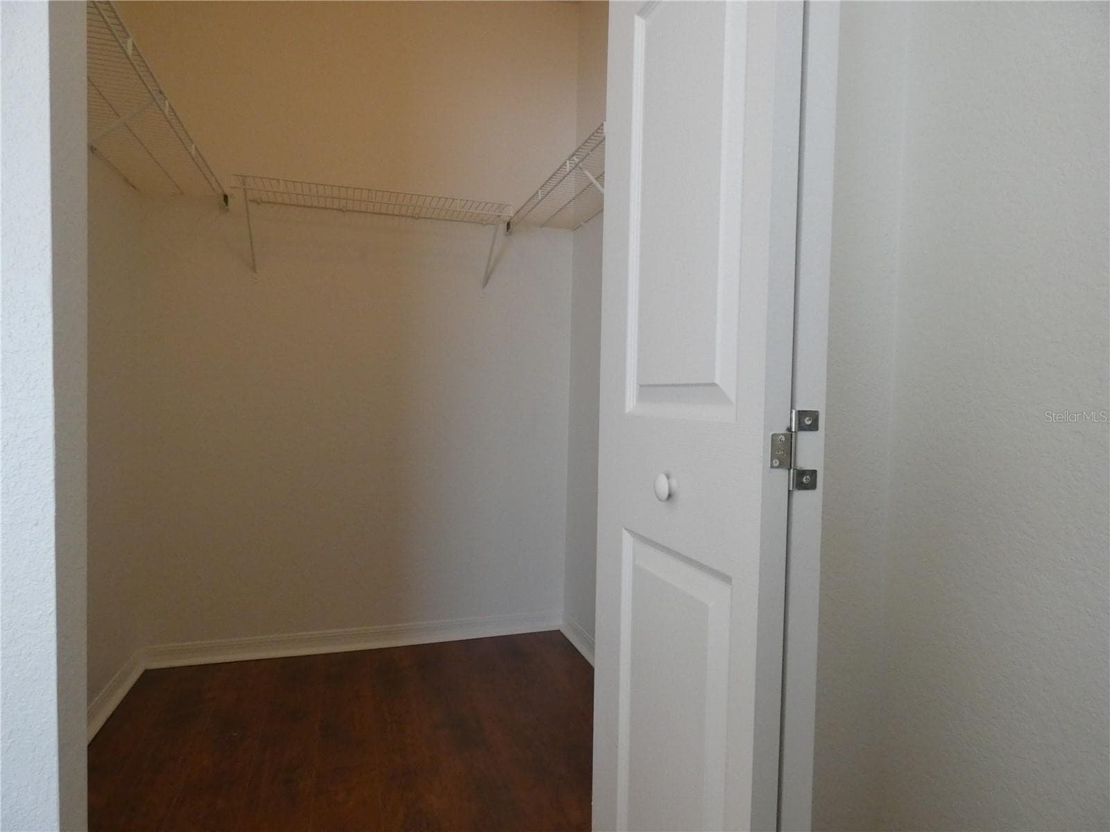 2406 GRAND CENTRAL PARKWAY — photo 15 of 26
