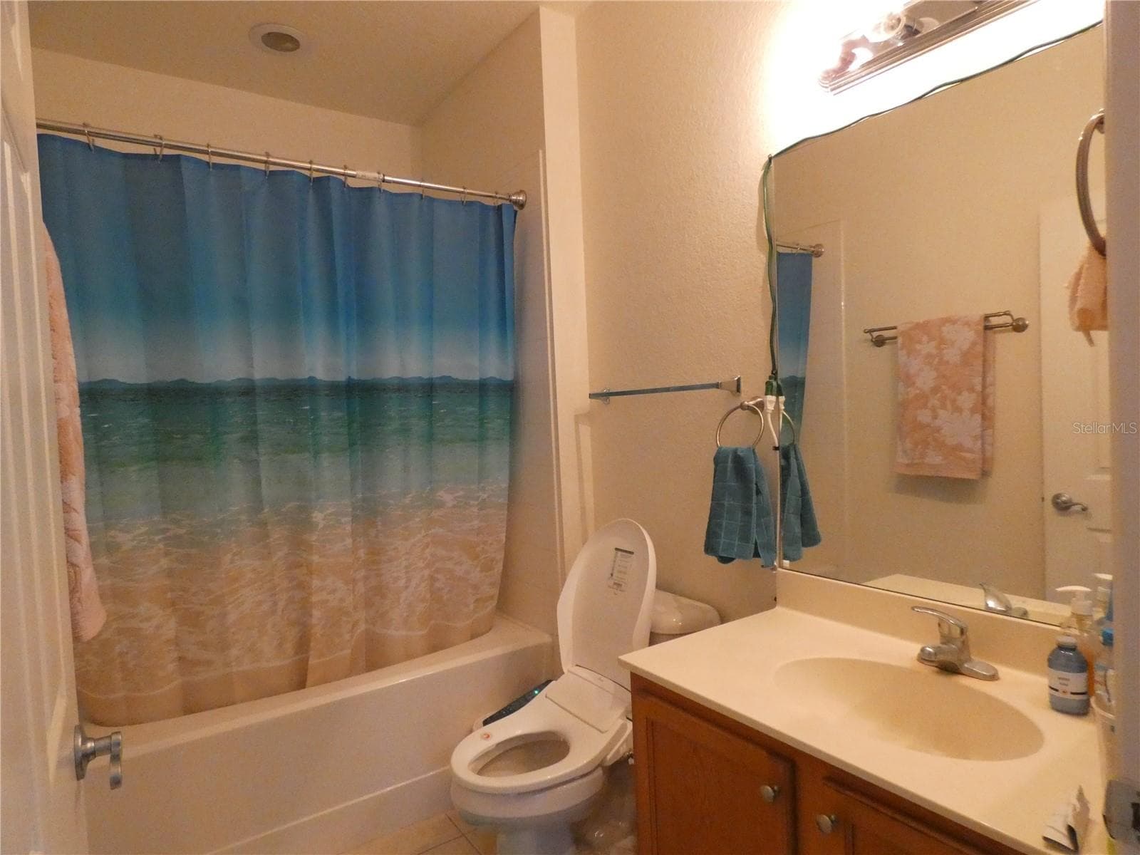 2406 GRAND CENTRAL PARKWAY — photo 8 of 26