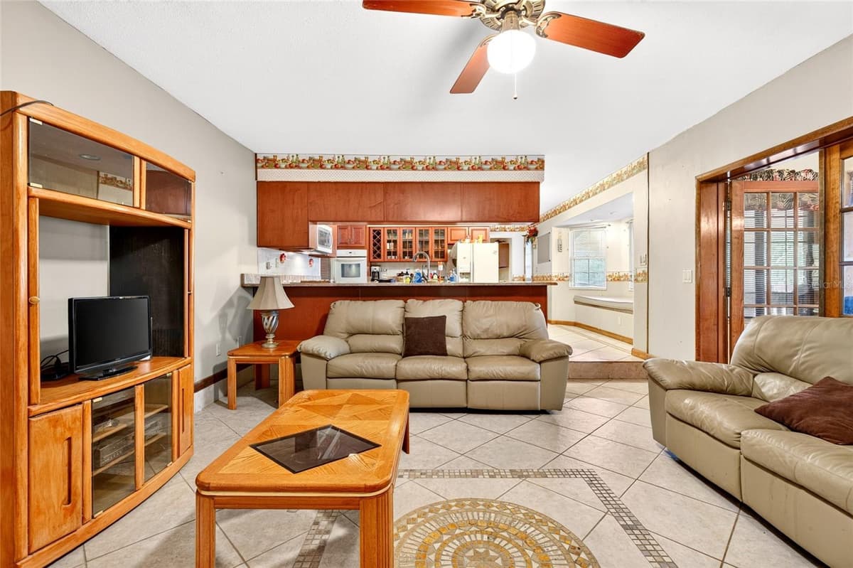 4711 COUNTY ROAD 134 — photo 7 of 53