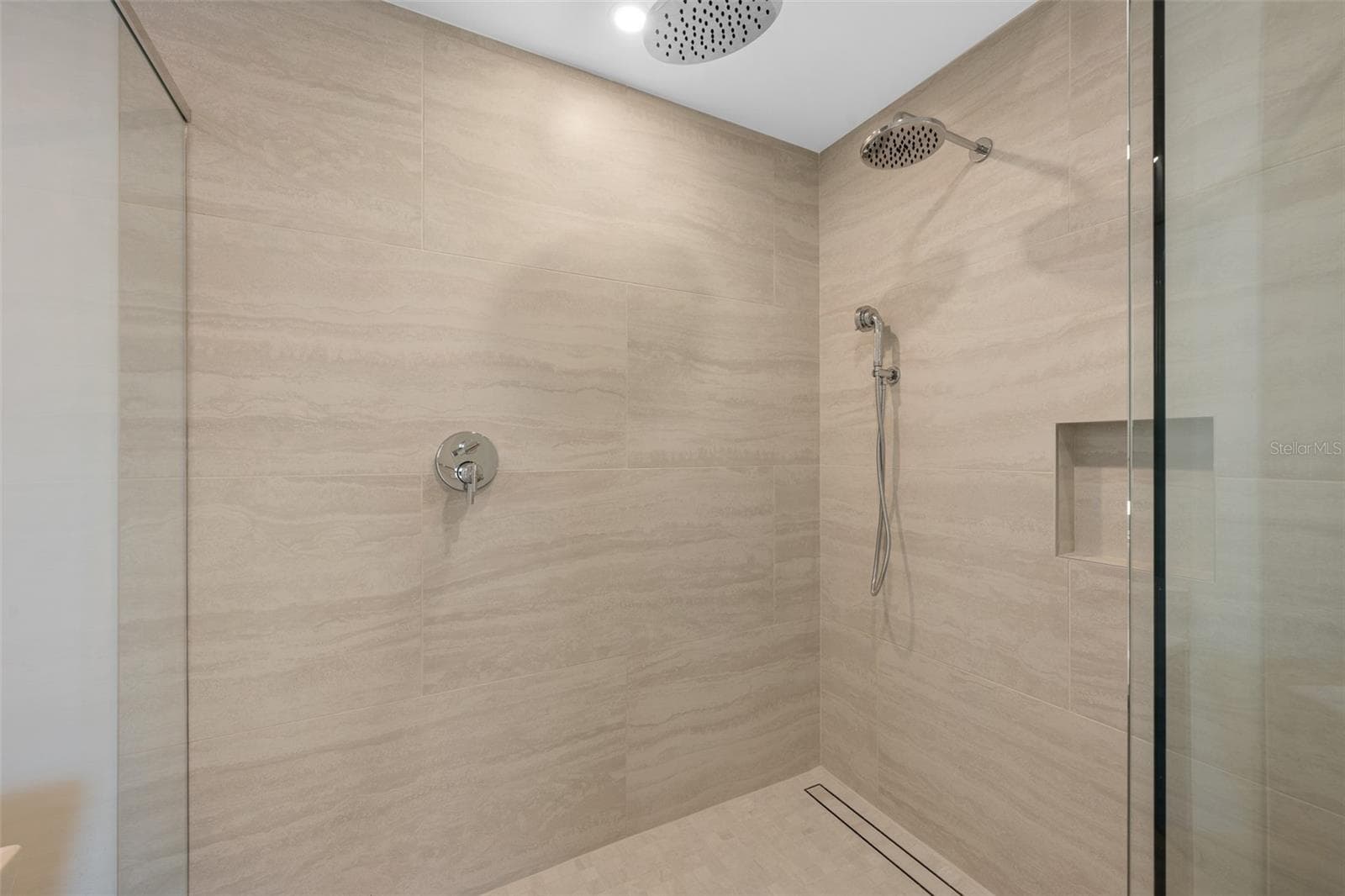 5713 BOWEN DANIEL DRIVE — photo 16 of 30