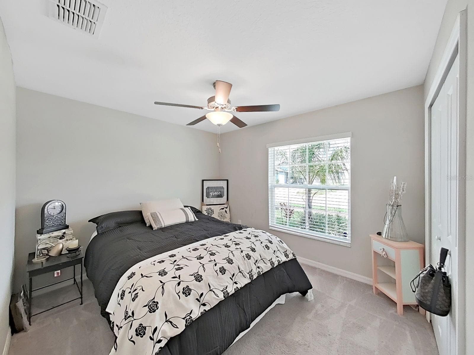 5413 BLUE AZURE DRIVE — photo 10 of 46