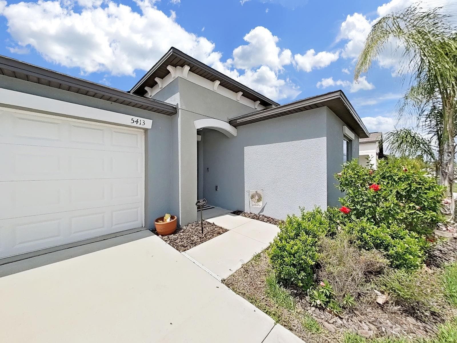 5413 BLUE AZURE DRIVE — photo 3 of 46
