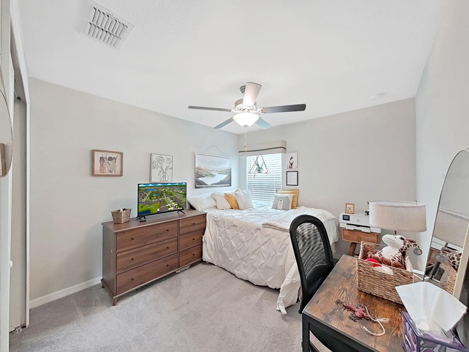 5413 BLUE AZURE DRIVE — photo 15 of 46