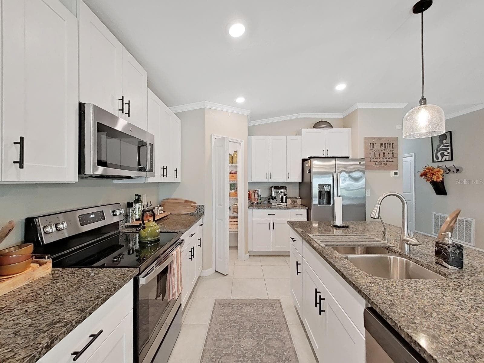 5413 BLUE AZURE DRIVE — photo 27 of 46