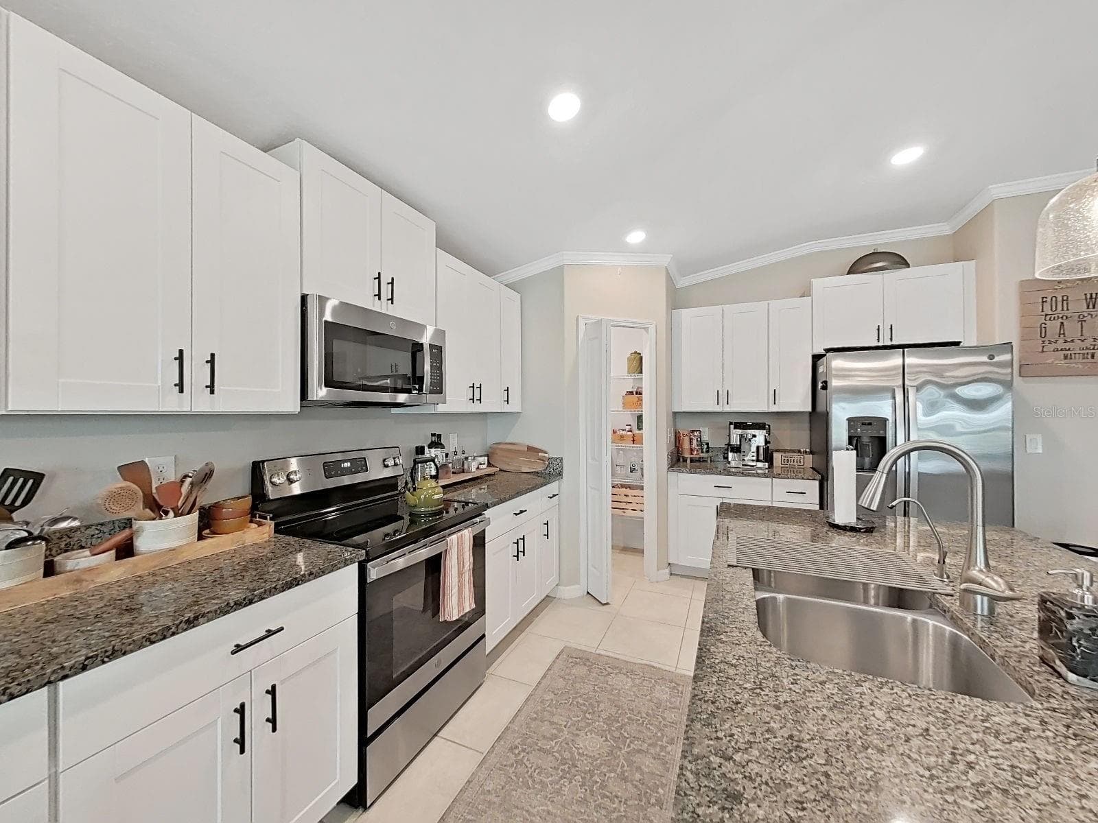 5413 BLUE AZURE DRIVE — photo 28 of 46