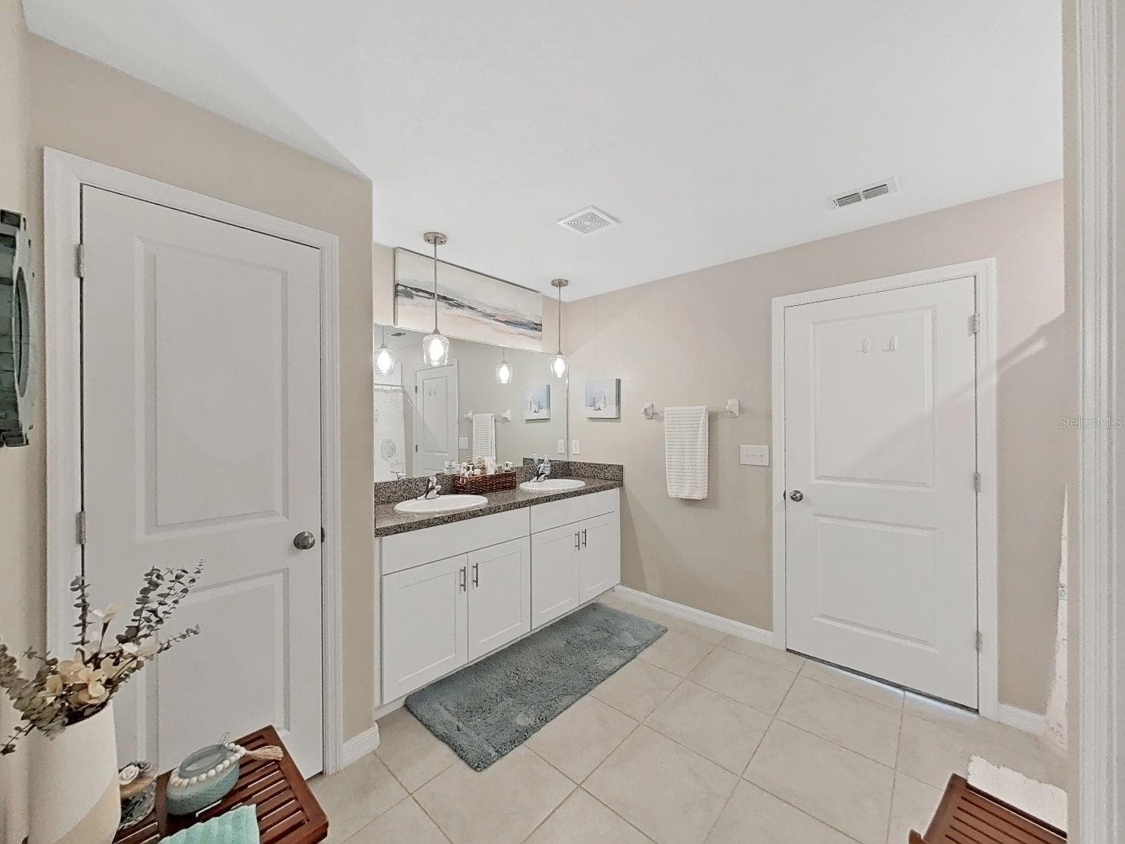 5413 BLUE AZURE DRIVE — photo 38 of 46