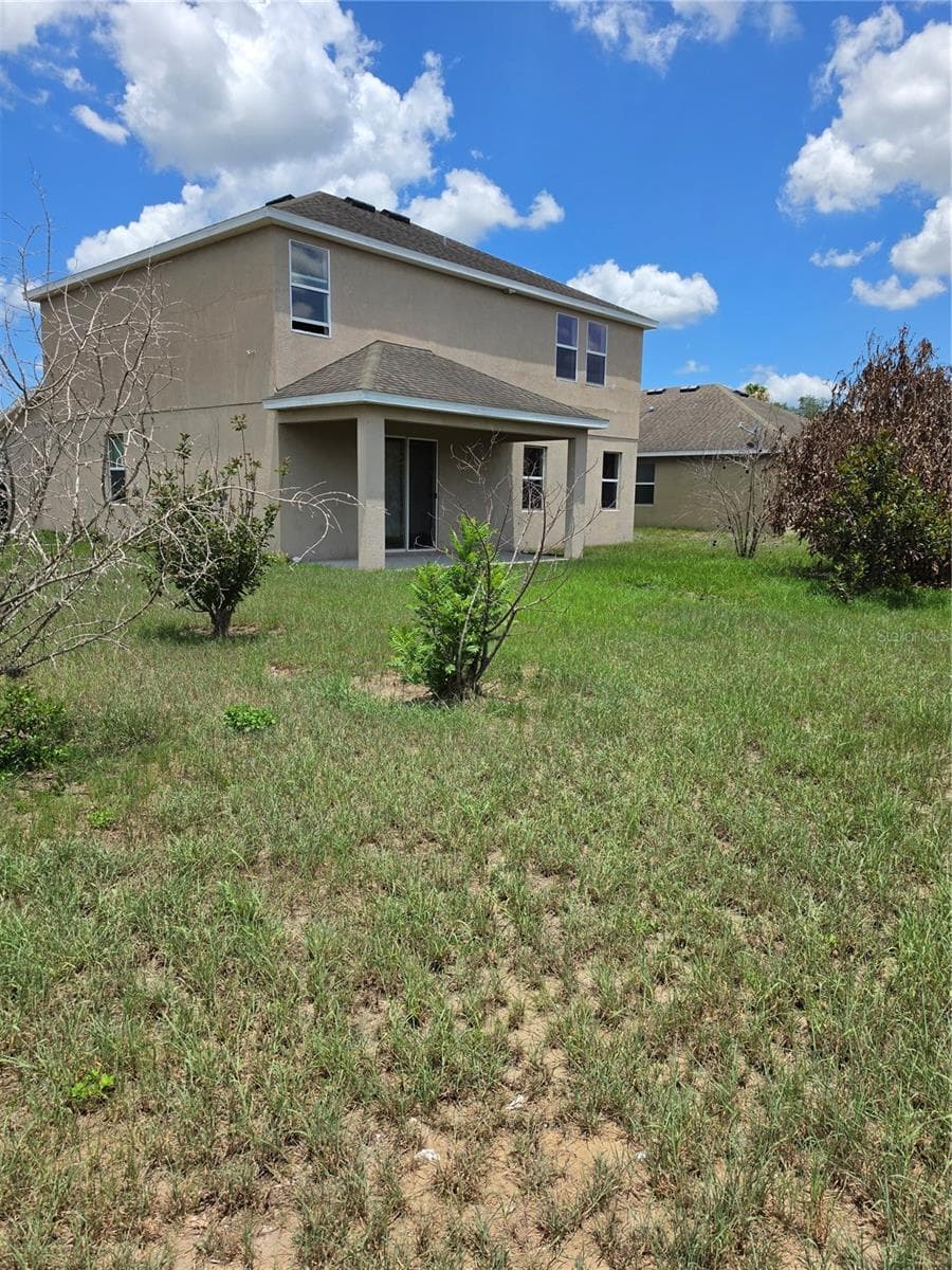 100 HIGHLAND MEADOWS STREET — photo 4 of 19