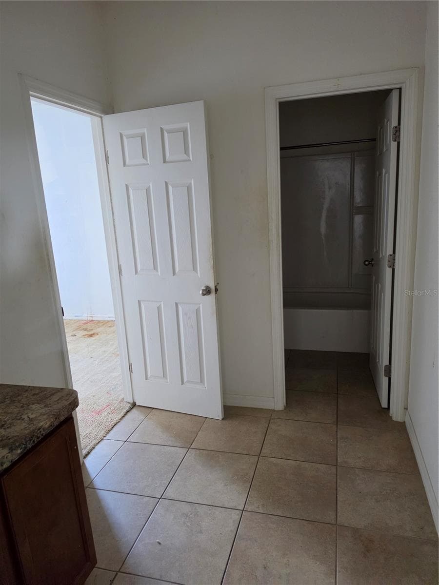100 HIGHLAND MEADOWS STREET — photo 16 of 19