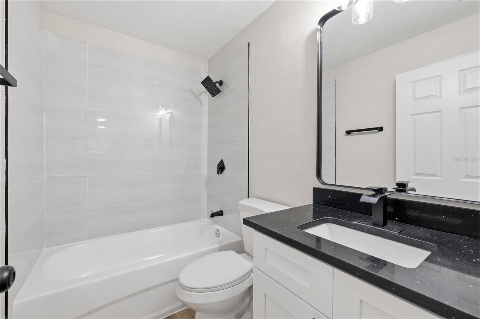 319 HANLON STREET — photo 18 of 21