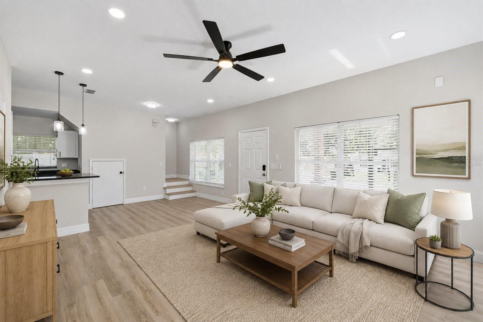 319 HANLON STREET — photo 3 of 21