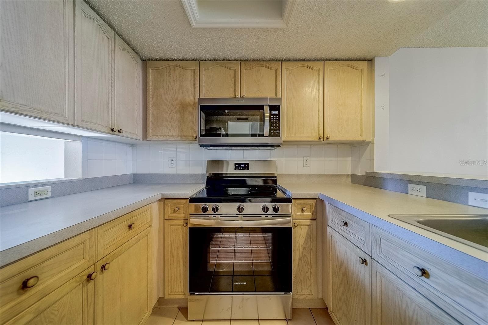 9209 JAKES PATH — photo 12 of 42