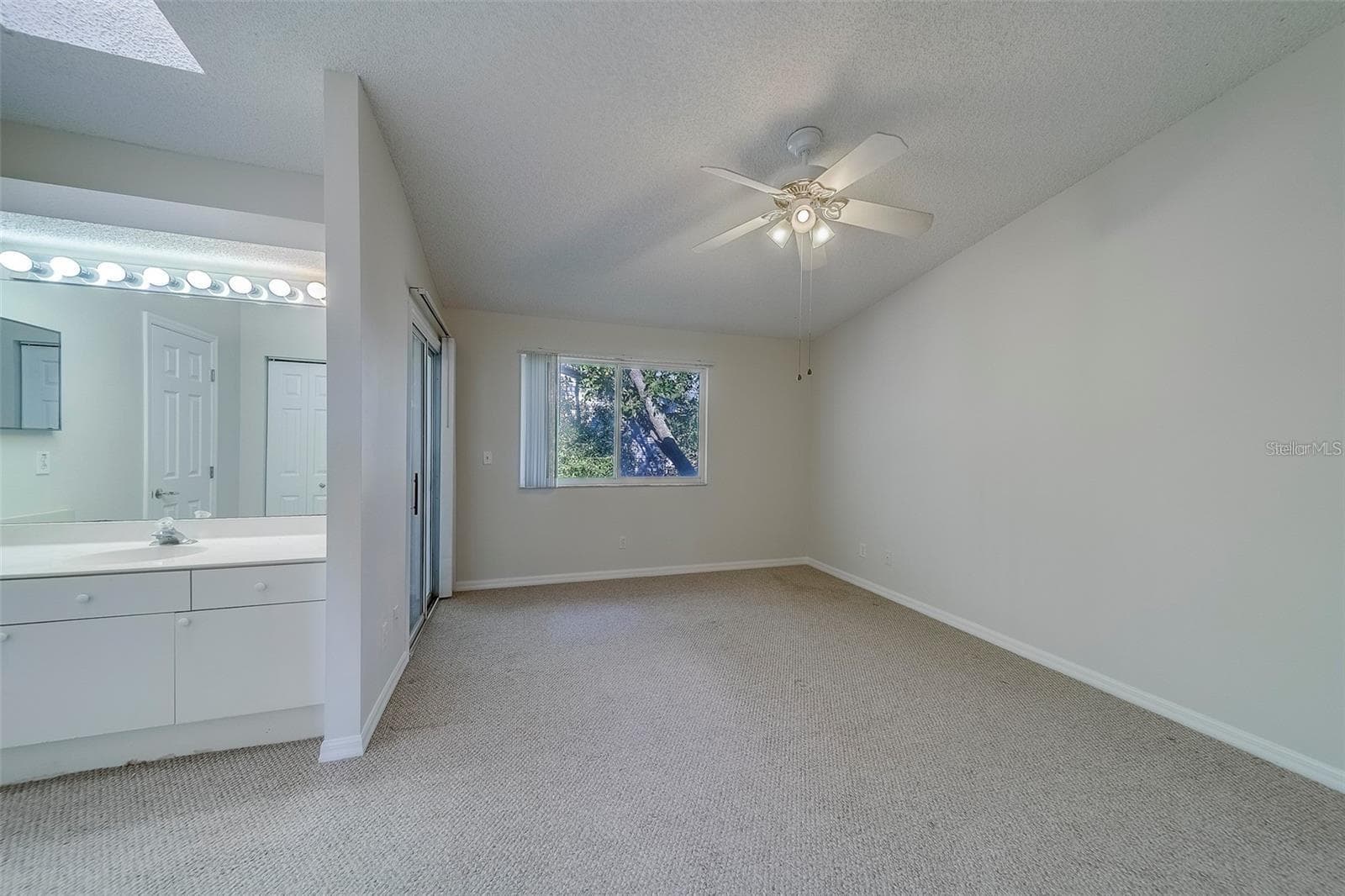9209 JAKES PATH — photo 24 of 42