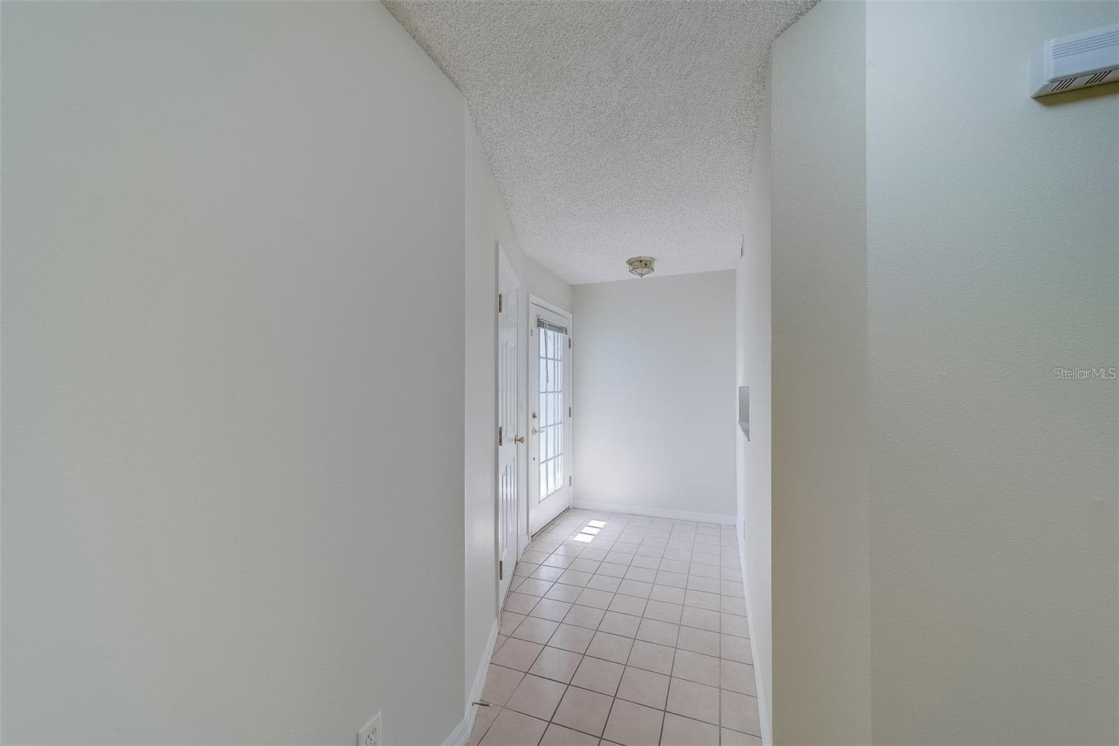 9209 JAKES PATH — photo 6 of 42