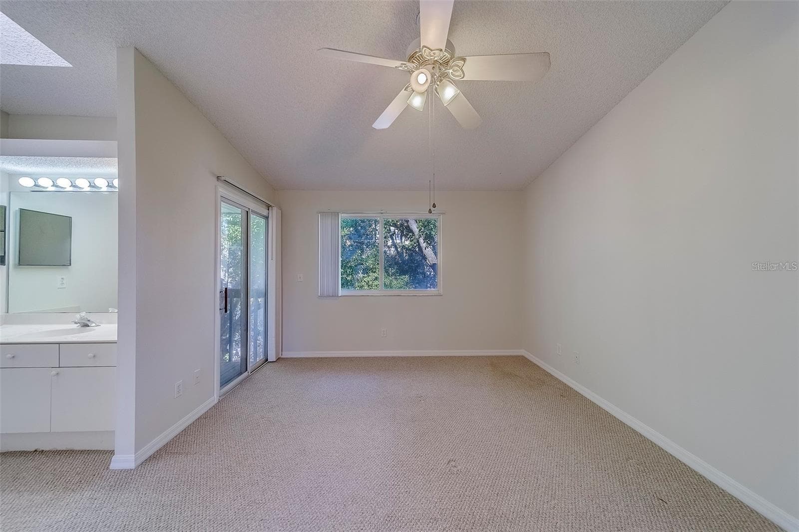 9209 JAKES PATH — photo 23 of 42