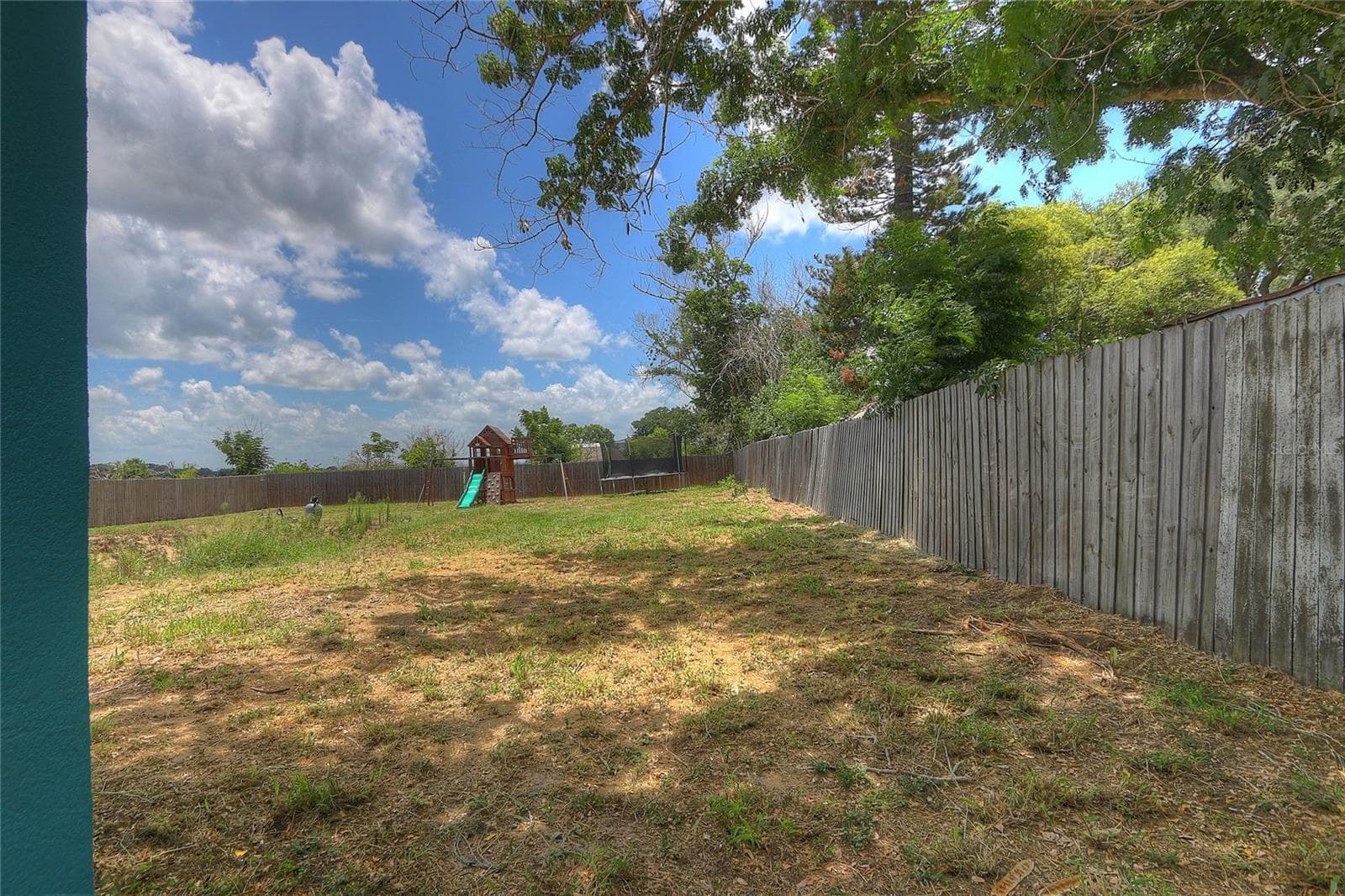 110 PLUM AVENUE — photo 37 of 42