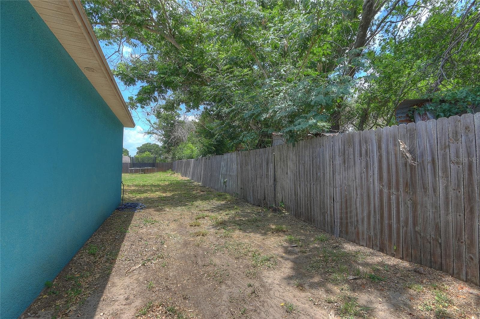 110 PLUM AVENUE — photo 38 of 42
