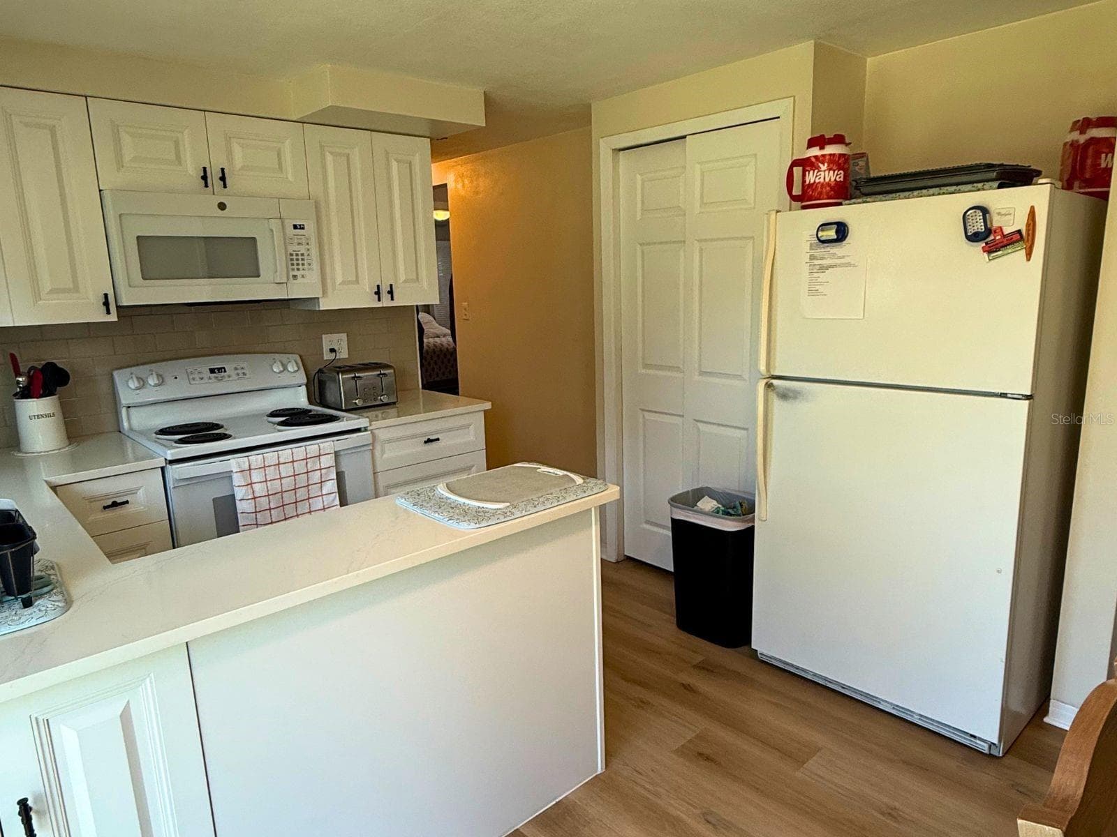 4901 PICTURE AVENUE — photo 5 of 11