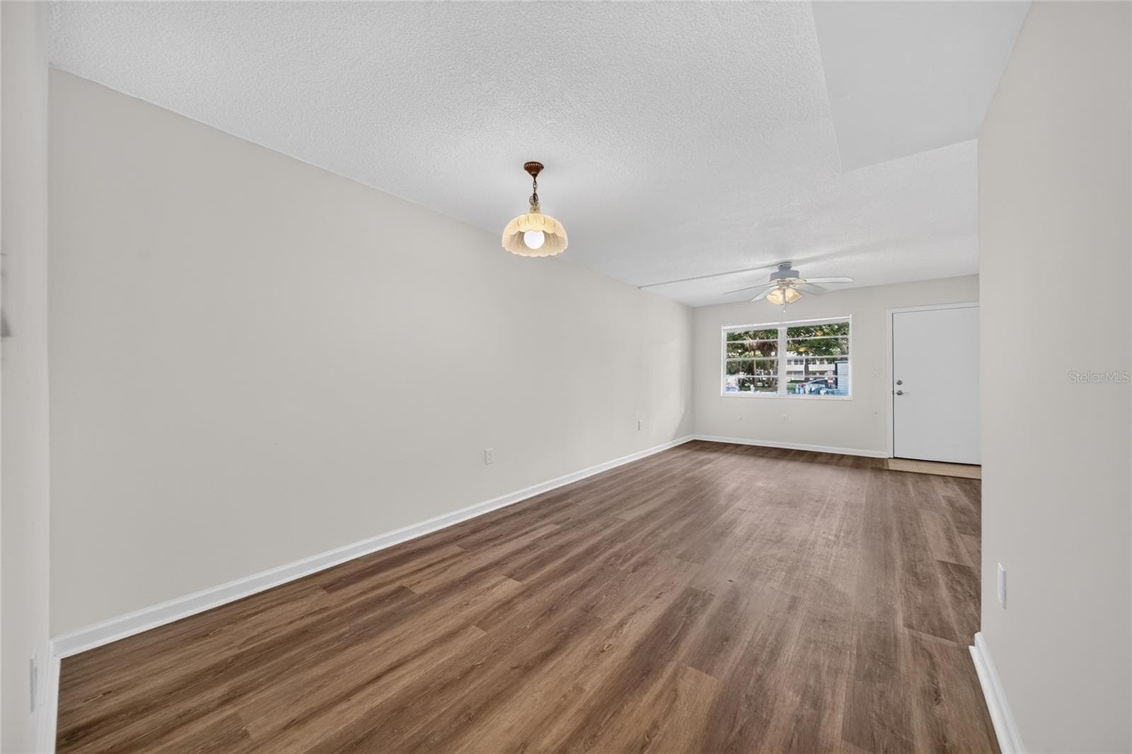 951 79TH AVENUE — photo 12 of 41