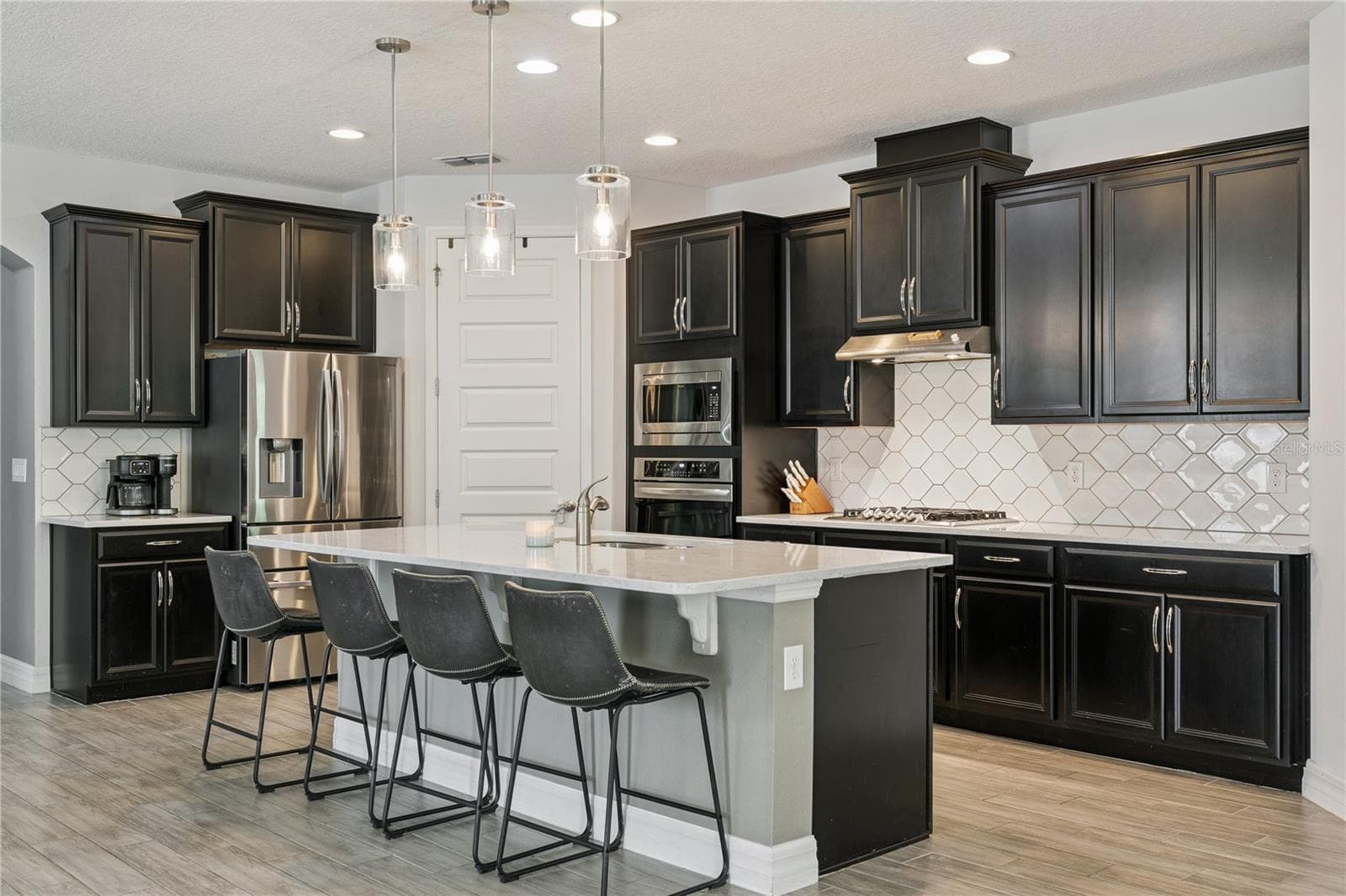 1096 WOOD DALE CIRCLE — photo 16 of 45
