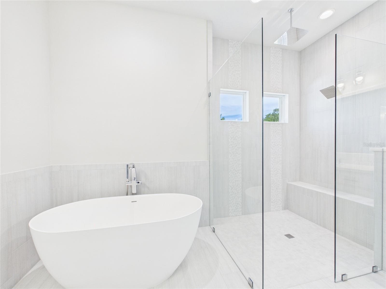 230 RIVERWALK DRIVE — photo 14 of 63