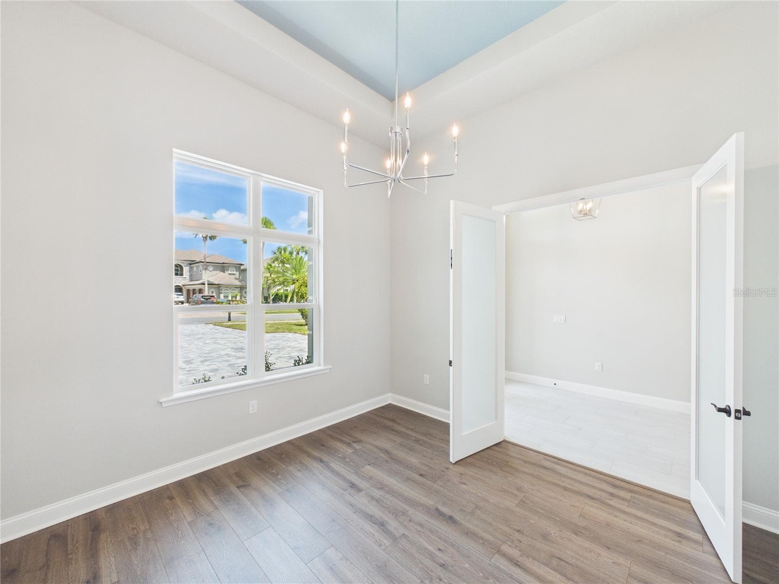 230 RIVERWALK DRIVE — photo 18 of 63