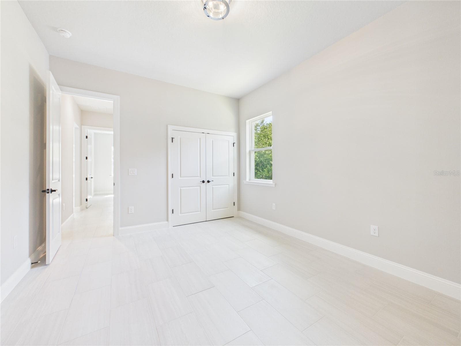 230 RIVERWALK DRIVE — photo 25 of 63