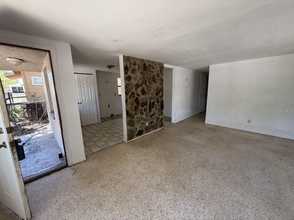 1134 ENGMAN STREET — photo 6 of 31
