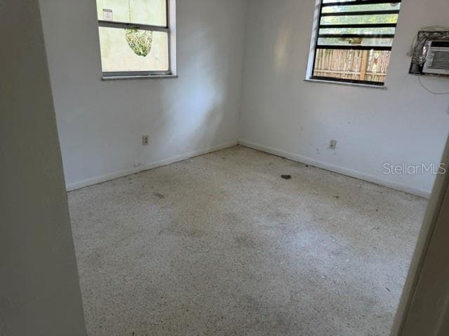 1134 ENGMAN STREET — photo 4 of 31