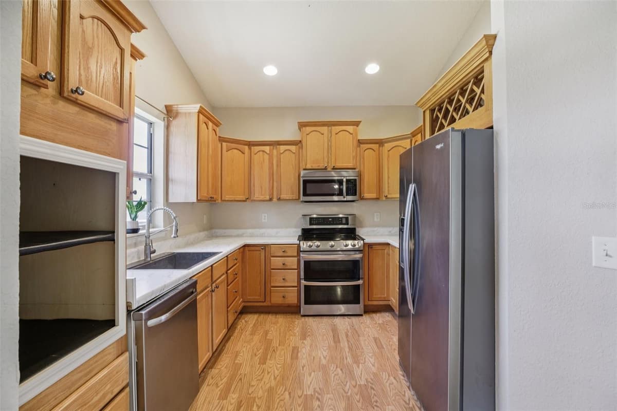 13247 CASA VERDE CIRCLE — photo 14 of 53