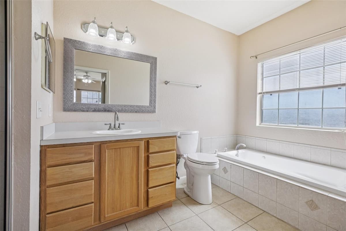 13247 CASA VERDE CIRCLE — photo 22 of 53